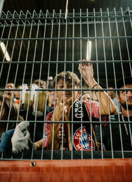 DFB-Pokal SV Wehen Wiesbaden gegen FC Bayern München — Foto 4 von Lucas Körner